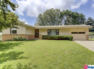 1864 S 122nd St, Omaha, NE 68144