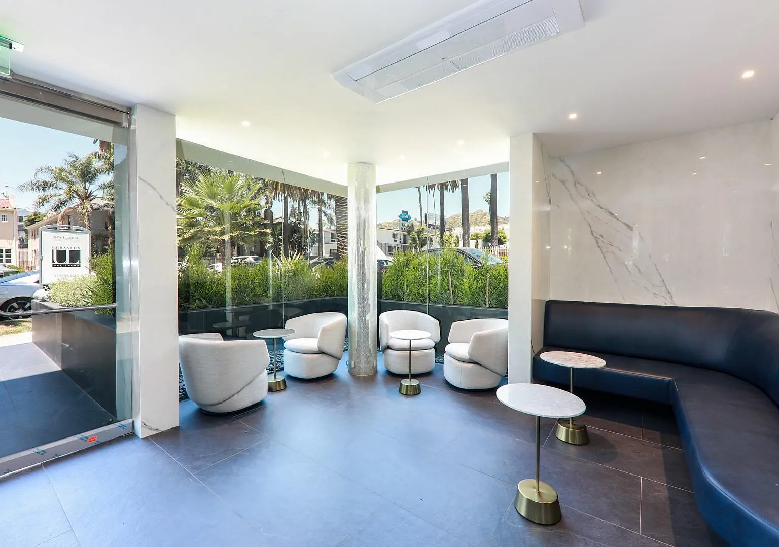 UrbanLux Hollywood Premium — Photo 2