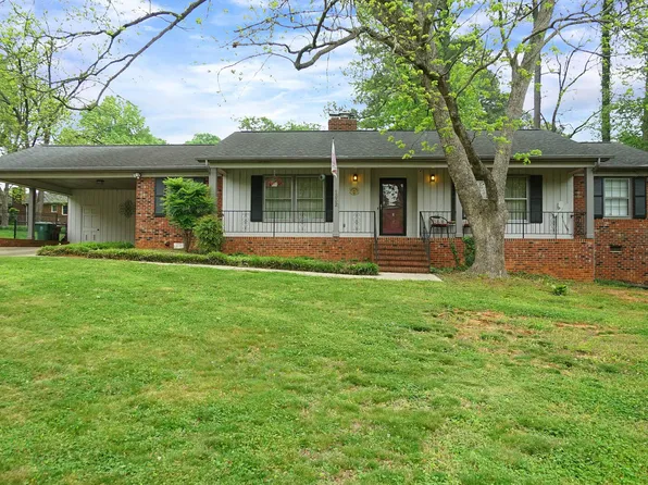 1332 Bloomingdale Dr, Cary, NC 27511