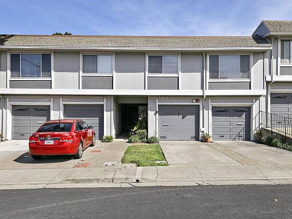 2nd image of 3980 Geddes Ct