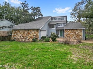 1705 Pat Dr, Gautier, MS 39553