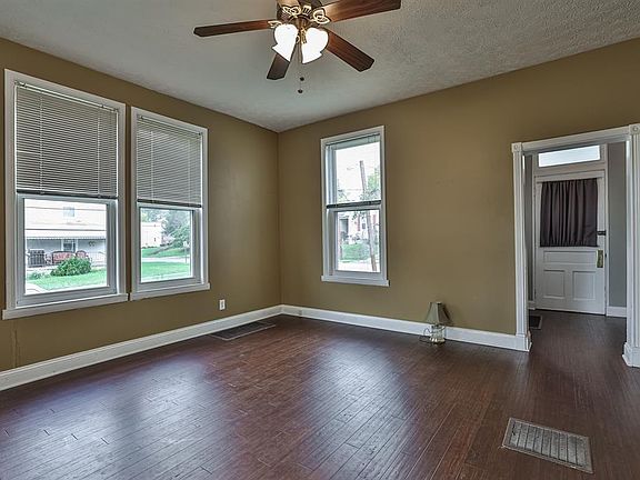 5th image of 1523 Kinney Ave