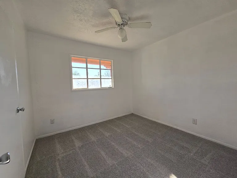 3012 Las Palomas Rd — Photo 7