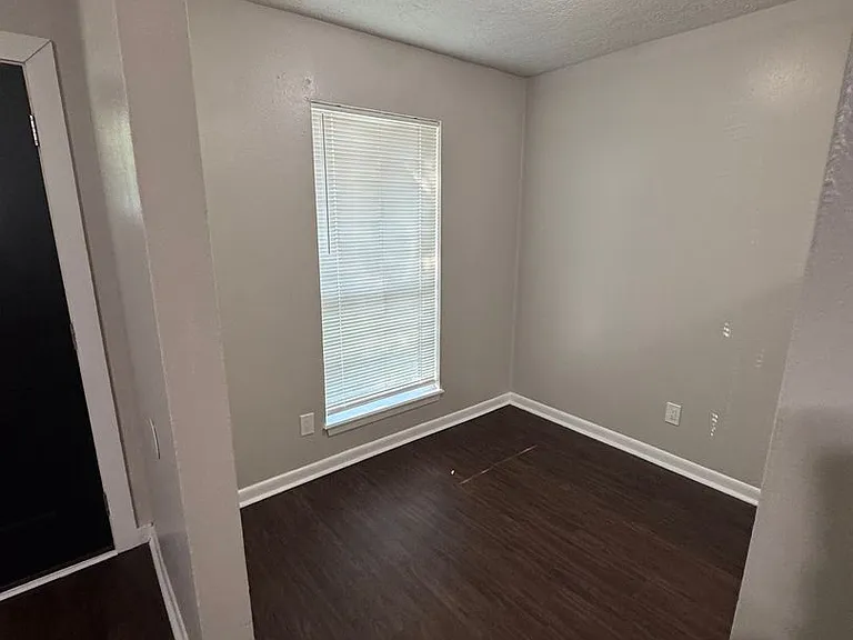 808 Concho Pl — Photo 7