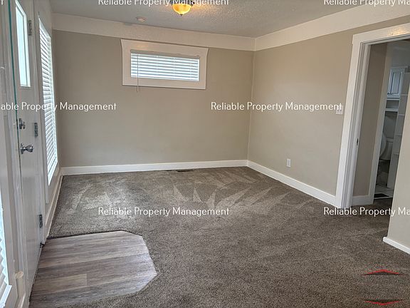 3rd image of 489 N Broadway St