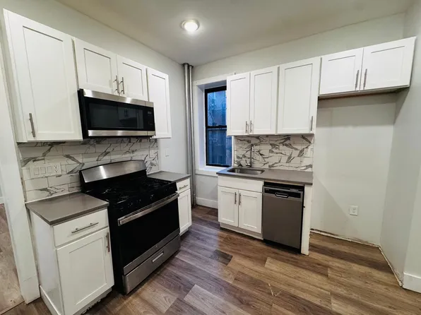 151 Bergen Avenue image 1 of 12