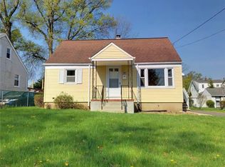 417 N Lincoln Ave, Middlesex, NJ 08846