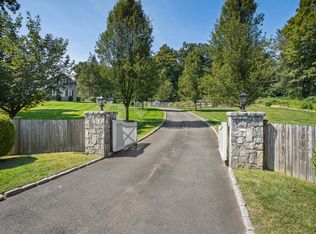 35 Putnam Park Rd, Redding, CT 06896