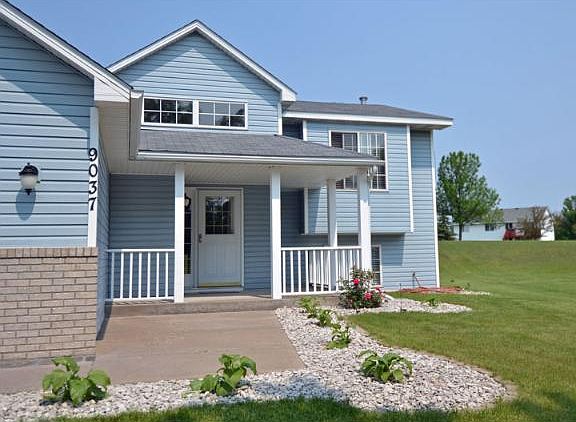 2nd image of 9037 Nevada Cir N