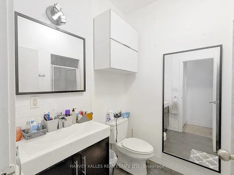 214 Bathurst St #B1 — Photo 6