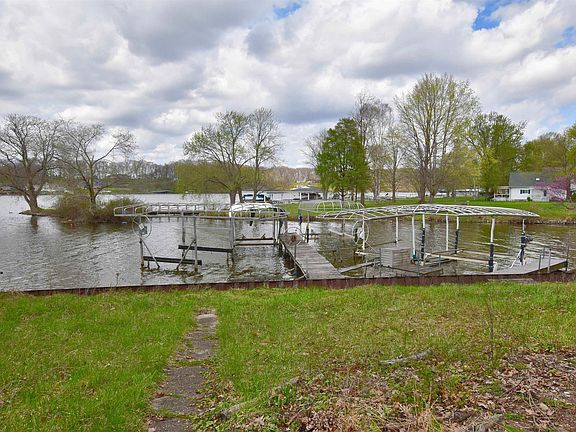 5th image of 10971 N Lower Lakeshore Dr