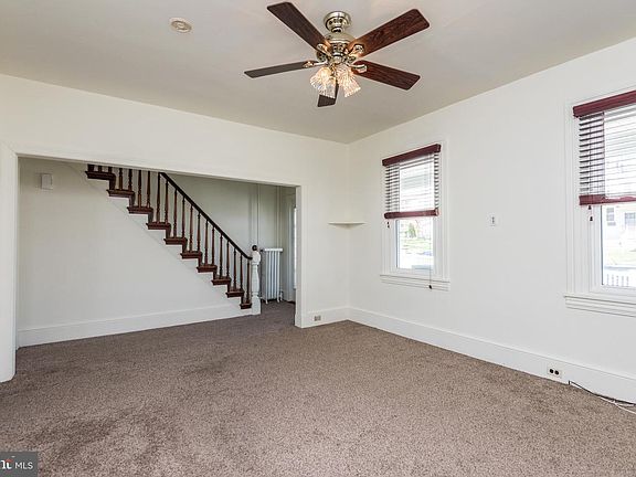 4th image of 46 N Ridge Ave