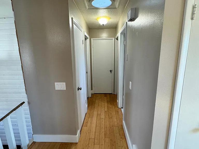 5939 S 2550 W — Photo 6