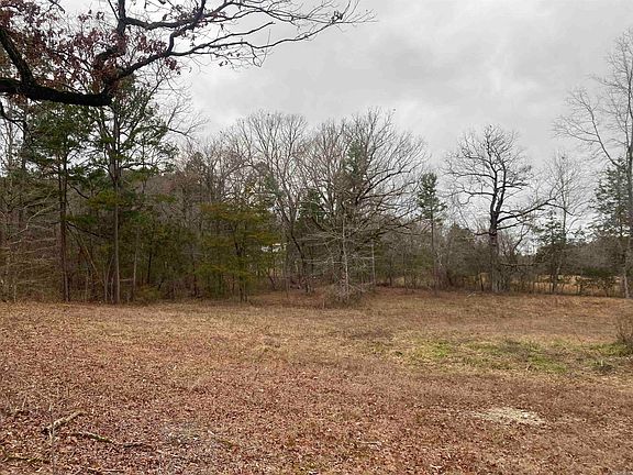 4th image of Farley Ln