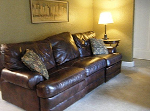 4th image of 368 Townview Cir N
