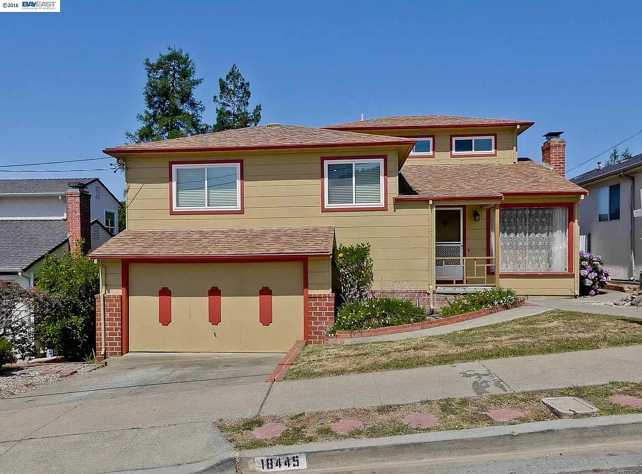 18445 Magee Way photo 1