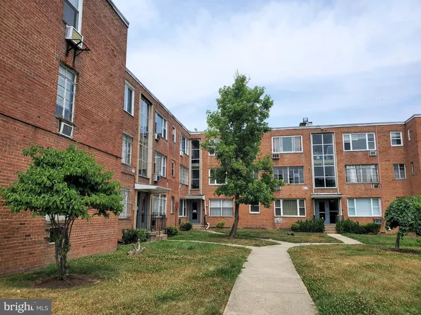 4002 E St SE, Washington, DC 20019