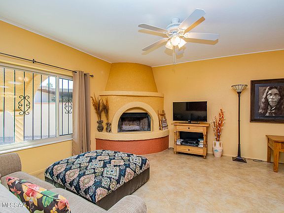 4th image of 9459 E Calle Bolivar