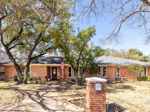 1410 Woodbine St, Arlington, TX 76012