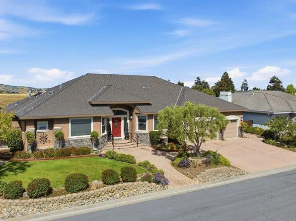1130 Sonnys Way, Hollister, CA 95023