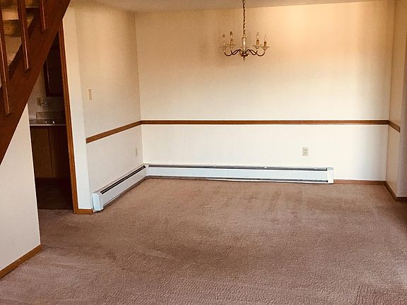 3rd image of 6369 Saint Andrews Dr APT 7