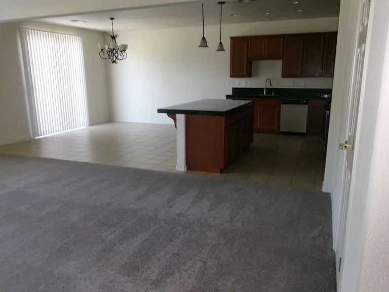 1508 Beck Cir — Photo 4