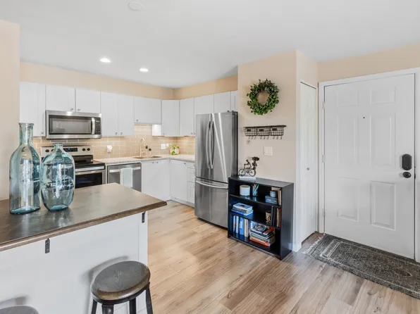 2575 S Syracuse Way, Denver, CO