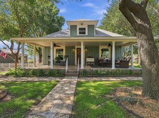 2812 Overton Ct, Granbury, TX 76048