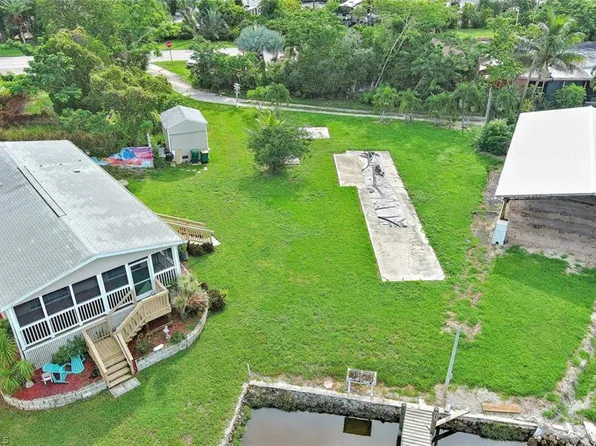 1245 S Lopez LN, CHOKOLOSKEE, FL 34138