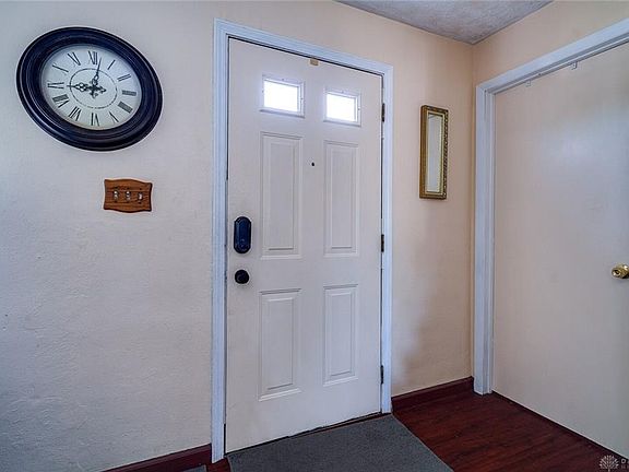 4th image of 1004 Willowdale Ave