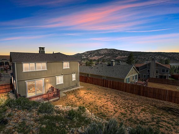 3rd image of 222 Crimson Cir