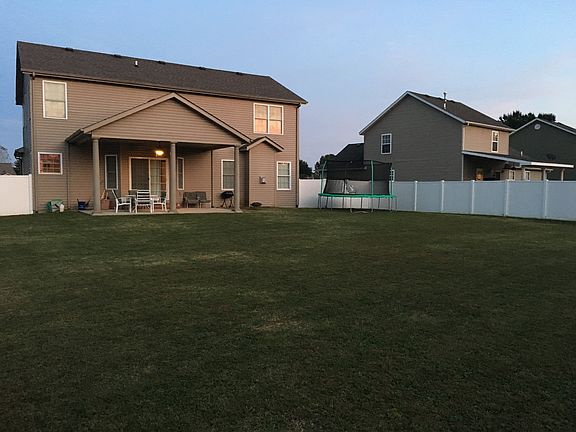 2nd image of 3321 Preston Dr