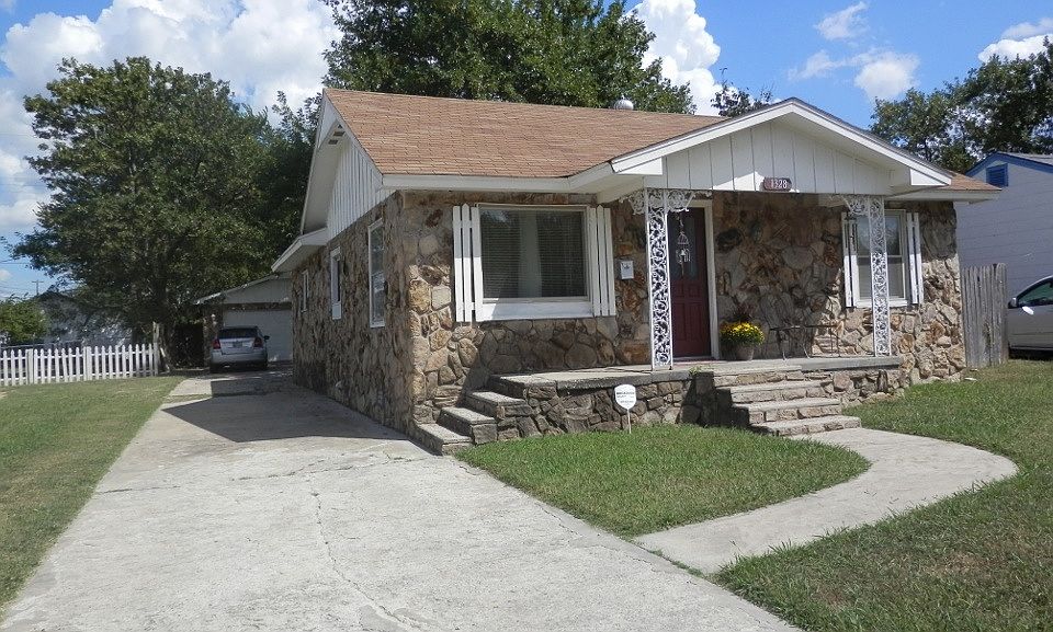1st image of 1328 N Gessel St