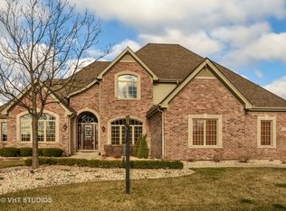 22692 Granite Dr, Frankfort, IL 60423