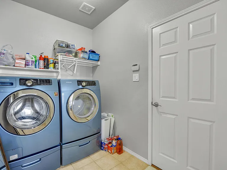 200 Shadybrook Dr — Photo 20