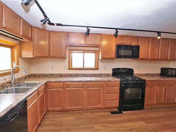 2nd image of 24550 Westview Dr