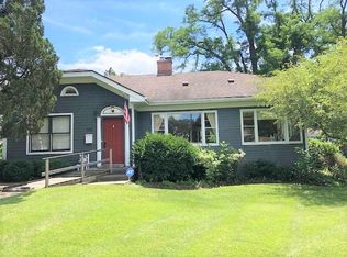 401 Opatrny Dr, Fox River Grove, IL 60021