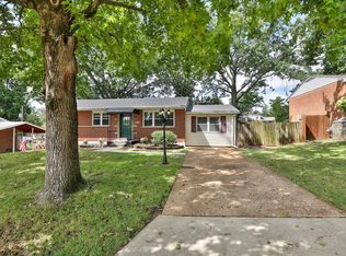 9636 Guehring Dr, Saint Louis, MO