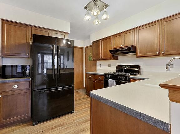 4th image of 15501 Westminster Dr #73-A