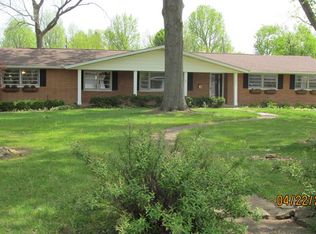 1201 Jeffrey Ln, Marion, IL 62959