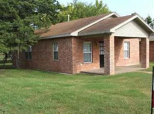 224 N Van Buren Ave, Blanchard, OK 73010