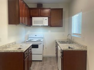 455 Klamath Dr #B, Vacaville, CA 95687