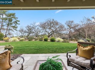 3112 Ptarmigan Dr APT 4, Walnut Creek, CA 94595