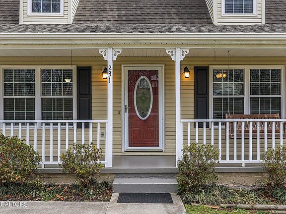 3rd image of 231 Golden Rod Dr