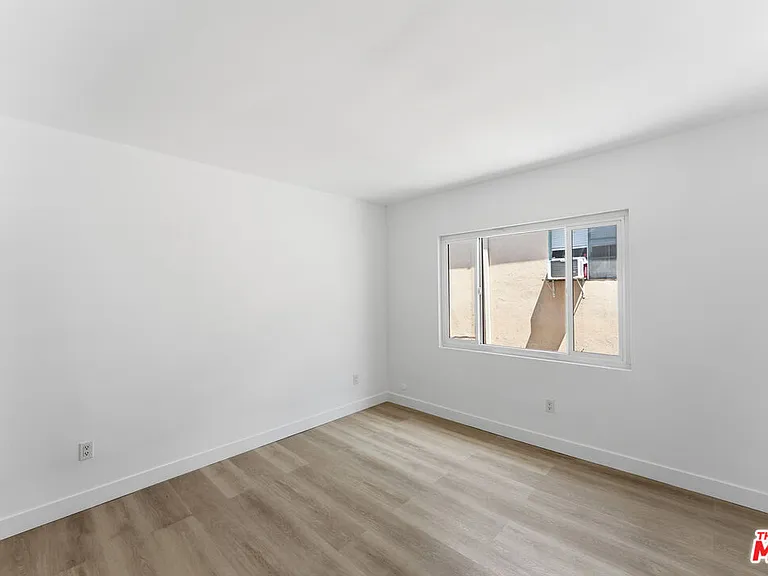 929 N Stanley Ave #2 — Photo 14