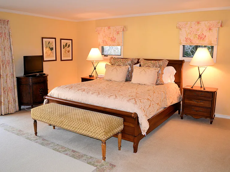 7060 Valley Greens Cir — Photo 14