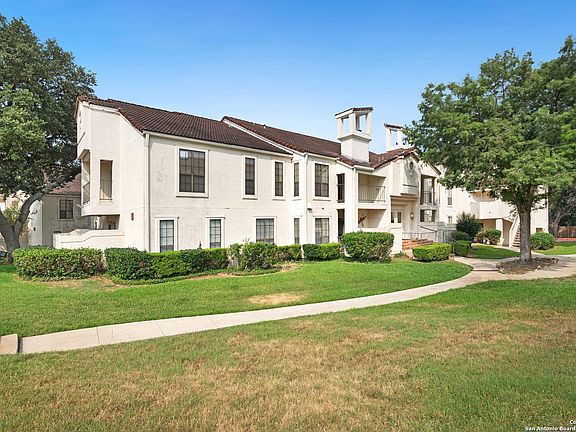 3rd image of 2255 THOUSAND OAKS DR #304