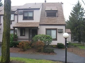 1st image of 504 Mountain Laurel Dr