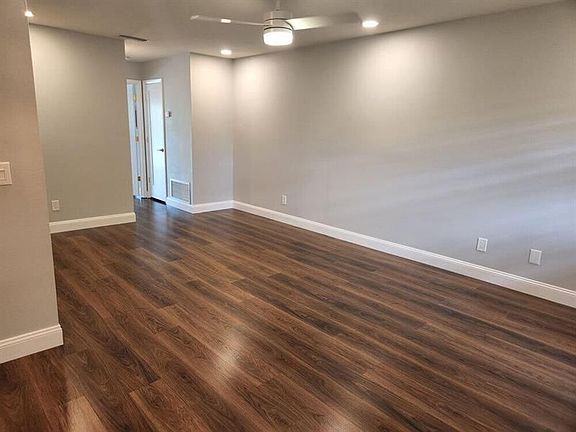 5th image of 13 Lake Vista Trl APT 203