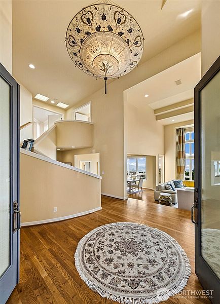 2nd image of 15317 SE 58th Street